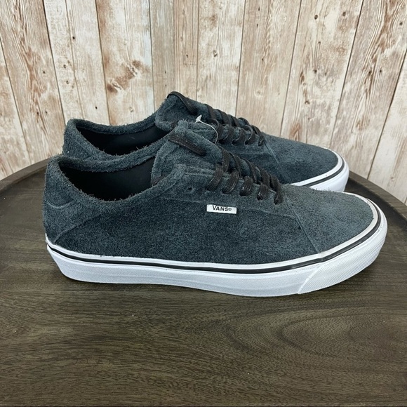 Vans Diamo Ni(Hairy Suede) Sneaker Size 10 Women - Picture 3 of 9